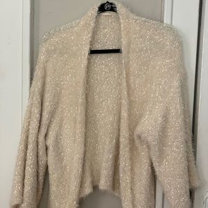 Cozy cream cardigan, never worn!